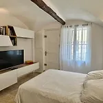 Riviera Cottage