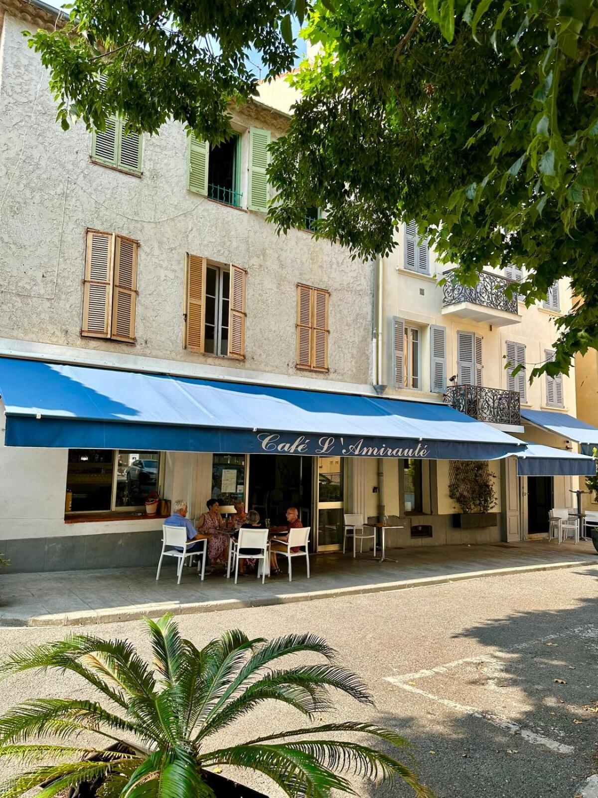 Hébergement de vacances Riviera Antibes