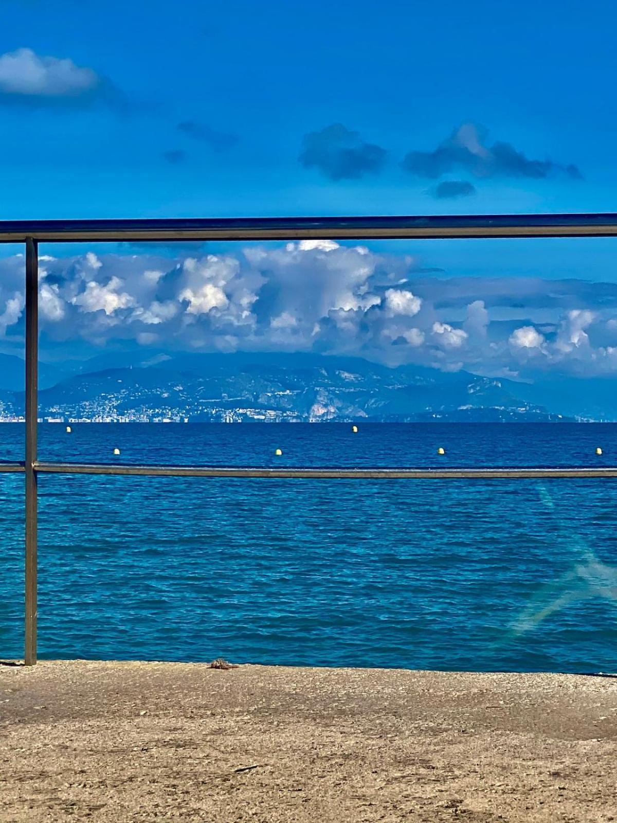 Riviera Hébergement de vacances *